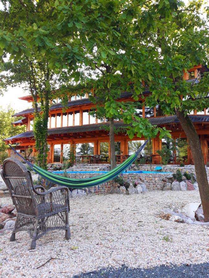 Guest House Mala Prica Zivinice 외부 사진