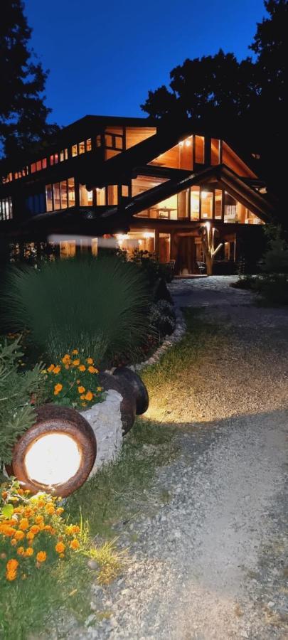 Guest House Mala Prica Zivinice 외부 사진