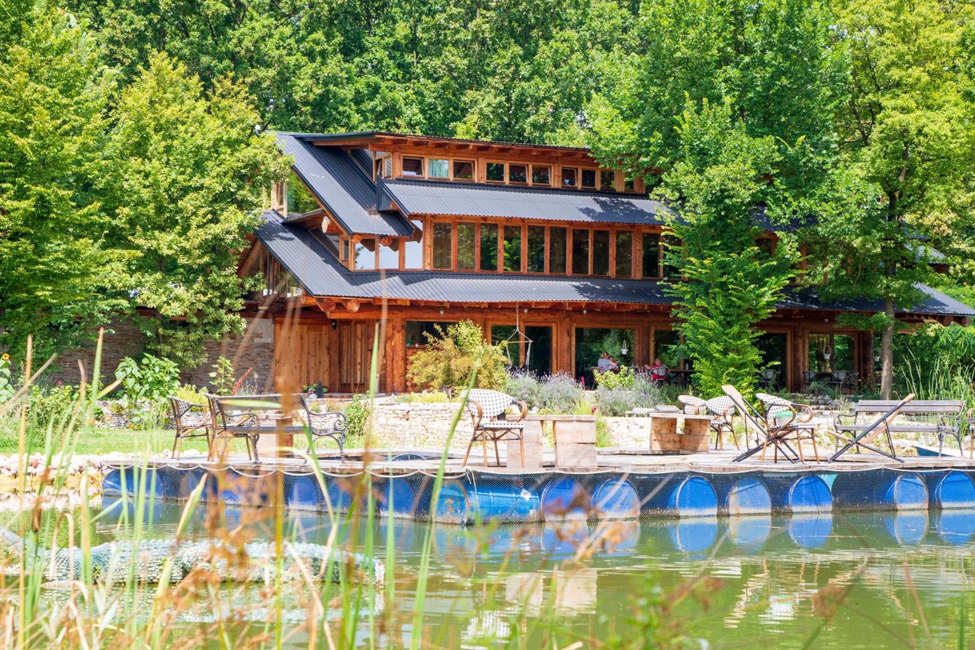 Guest House Mala Prica Zivinice 외부 사진